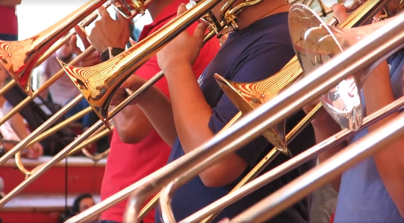 "Quarta Doze e Trinta" - Coral de Trombones da UFMG 