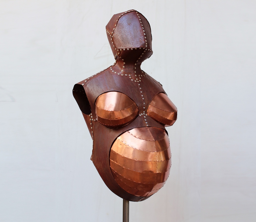 Exposição: ‘Crisálida: fissuras reminiscentes’ – Dyana Santos