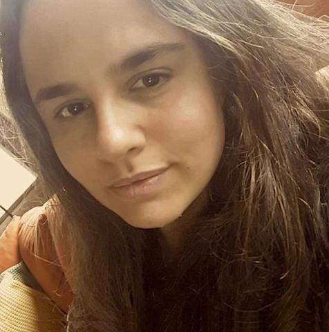 Sempre Um Papo recebe Luciana Burlamaqui