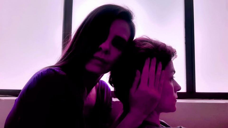 Foto: Rosa Antuña Dança - Agora Lilás, com Andrea Anhaia e Rosa Antuña