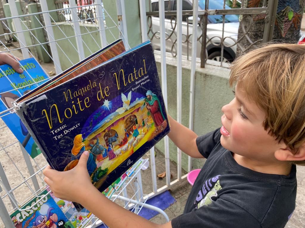 Projeto Santa Leitura: "Uma Biblioteca a Céu Aberto”