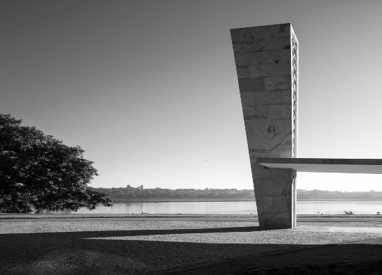 Exposição: “Niemeyer” - Palácio das Mangabeiras