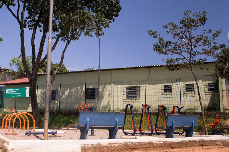 Centro Cultural Zilah Spósito 