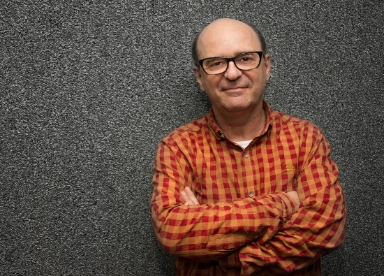 Sempre Um Papo recebe Luiz Ruffato