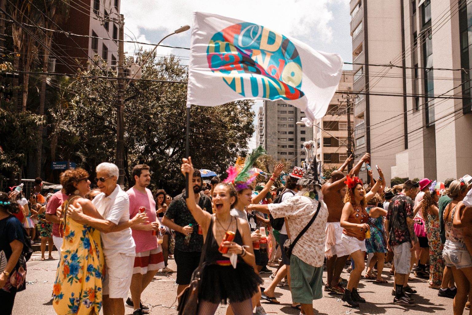 Bloco: “Todo mundo cabe no Mundo” com a participação da Corte Momesca | Memorial Vale