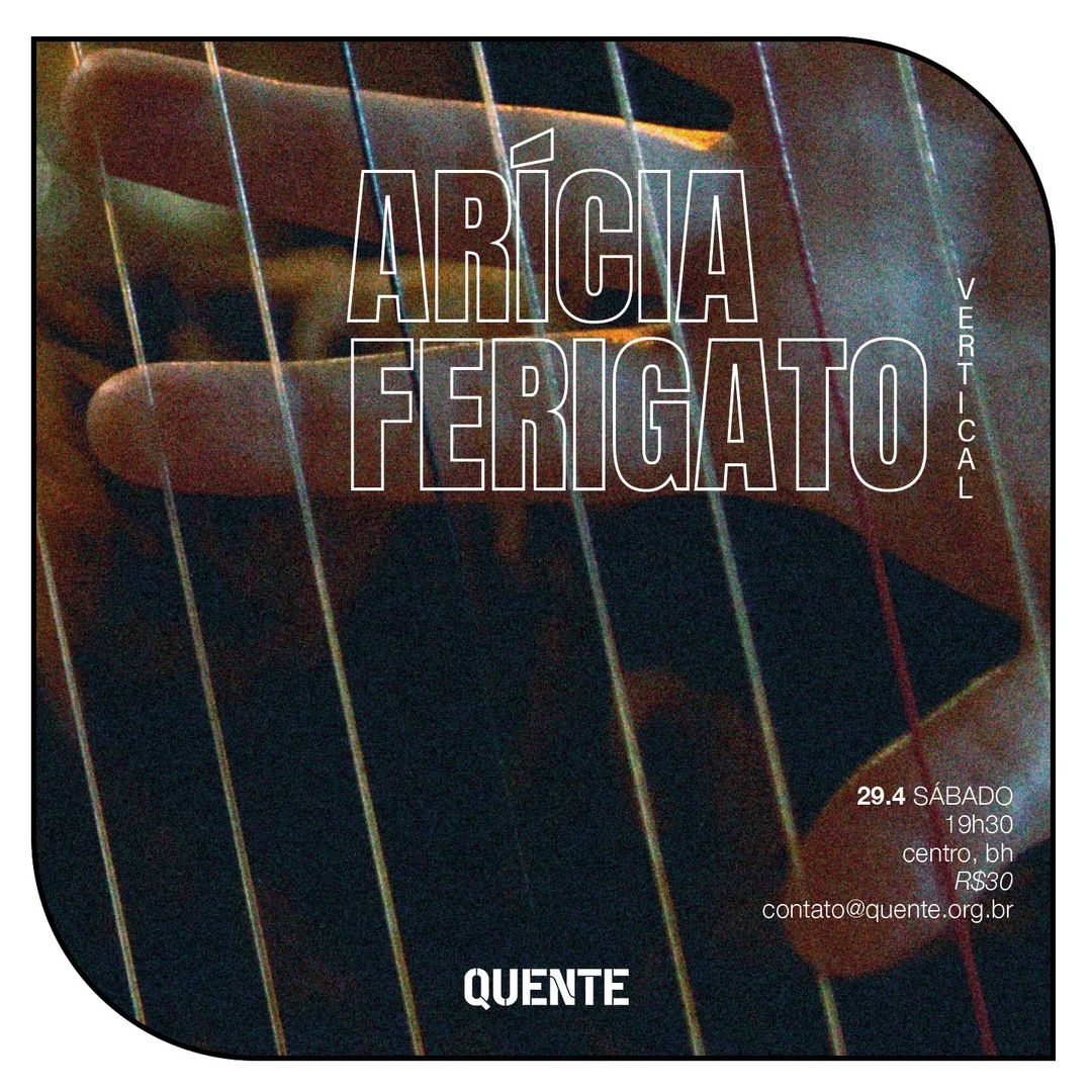Show "Arícia Ferigato" - Vertical