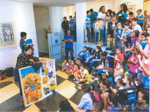 Foto : Divulgação Sula Mavrudis A Grande Aventura - Contação de História com Livro Gigante com Sula Mavrudis.