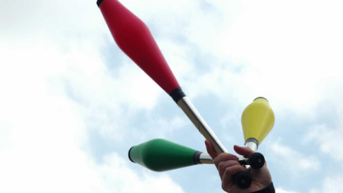 Foto: Divulgação Oficina de Malabarismo com objetos convencionais