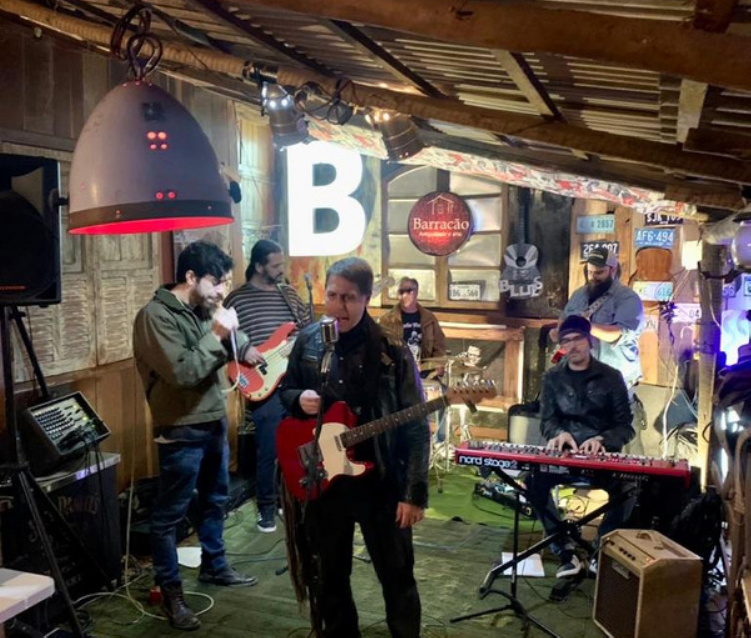 Blues Night: Old Dogs - Clube de Jazz