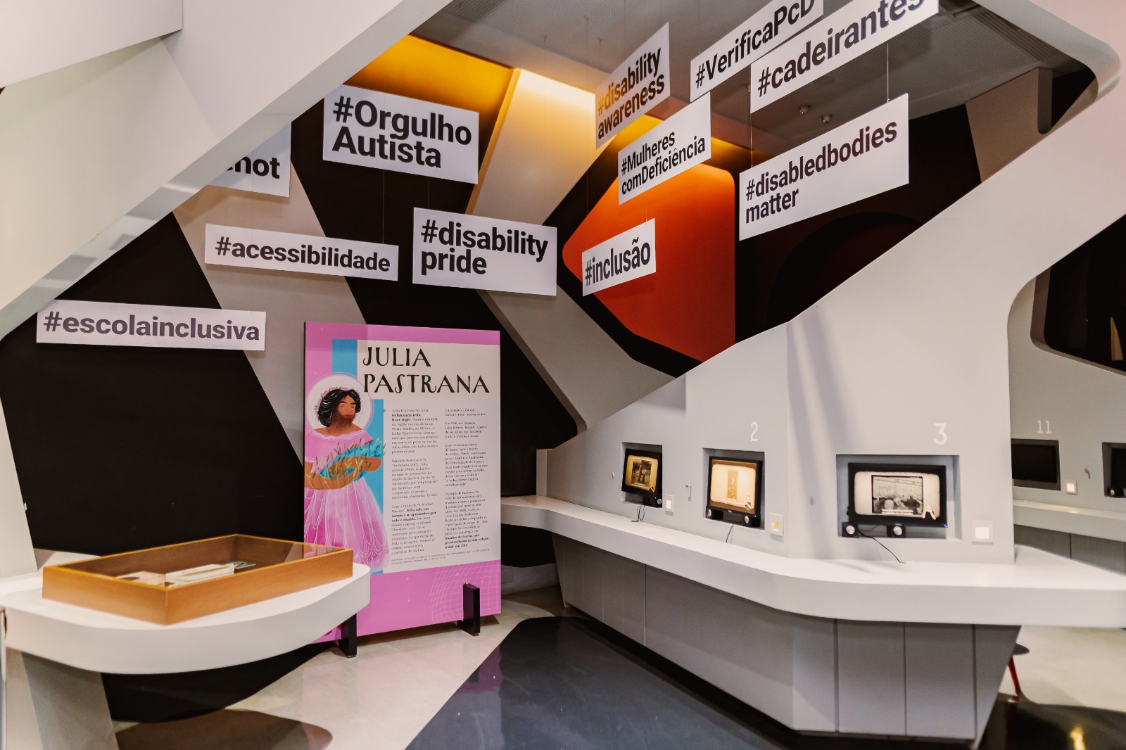 Exposição: Corpos Sem Filtro, de Fatine Oliveira