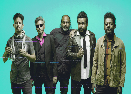 Exposição: “Da Serra ao Bonfim” – Homenagem aos 25 anos da Banda Pelos 