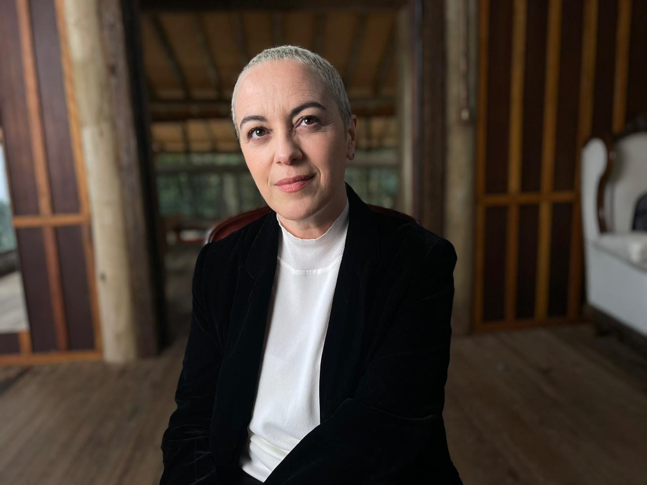 Sempre Um Papo recebe Marcia Tiburi