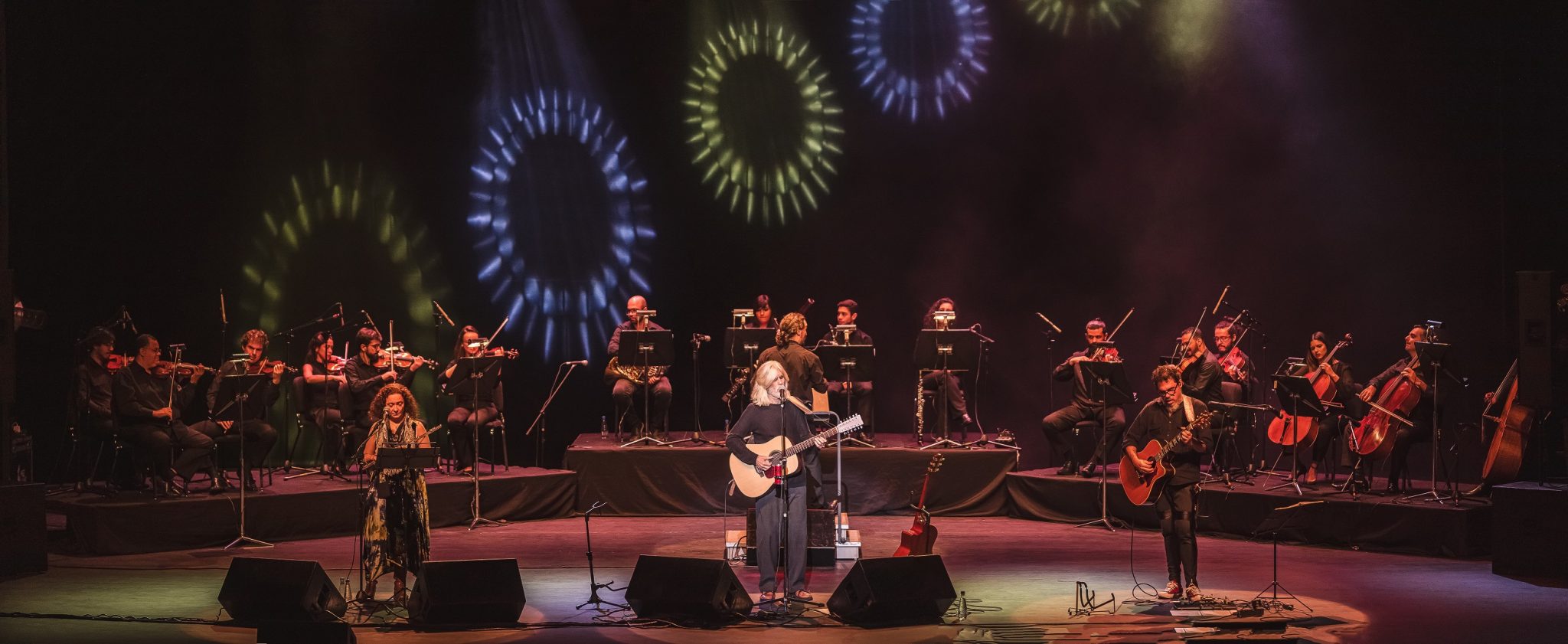 reprodução oficial Oswaldo Montenegro & Orquestra