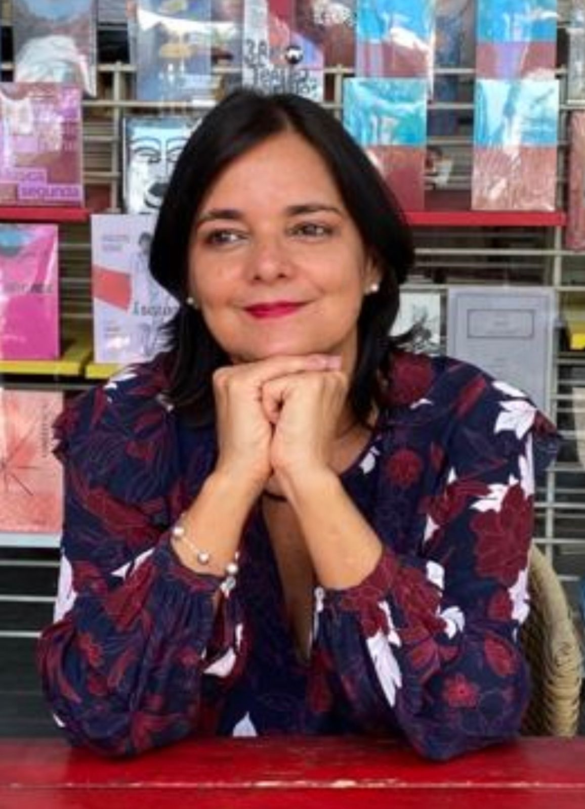 Sempre Um Papo recebe Lucíola Macêdo