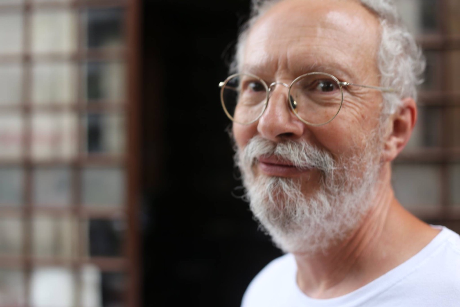 Sempre Um Papo recebe Jacyntho Lins Brandão 