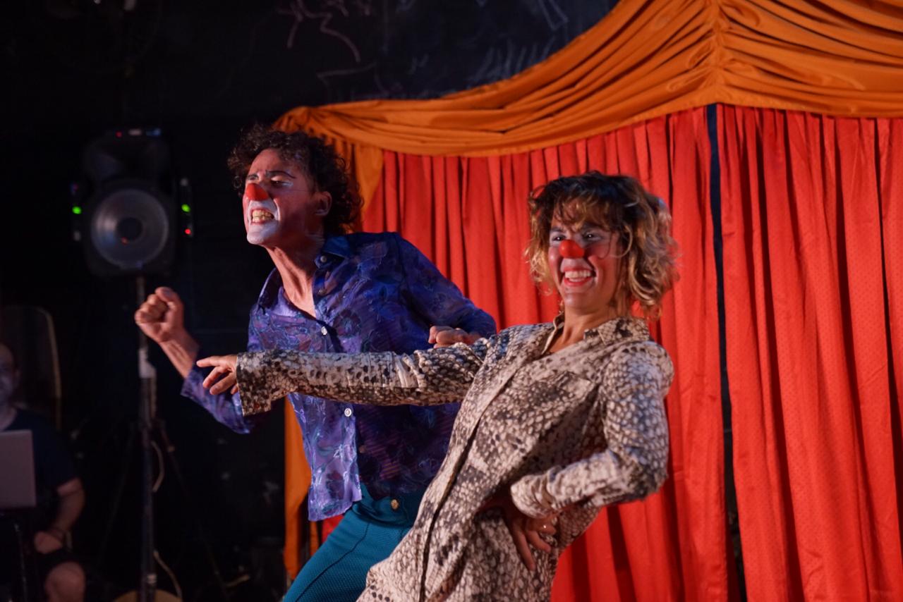  ESPETÁCULO CIRCO DE FAMÍLIA - Cia Circunstância