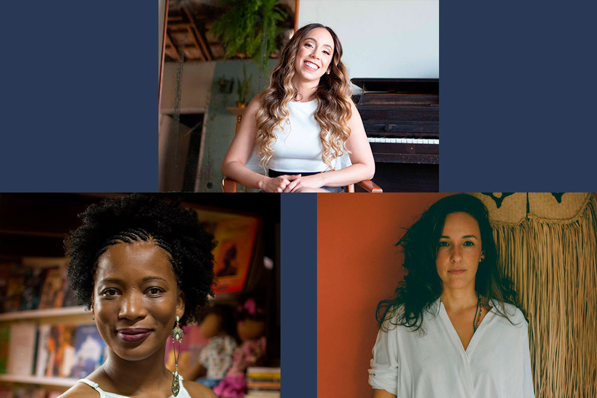 Juliana: Mulher de cabelos escuros e compridos, olhando para a frente. Bethânia: Mulher branca, de cabelos longos, claros e ondulados, sorrindo. Etiene: Mulher negra, de cabelos curtos e crespos, segurando livros e sorrindo discretamente.