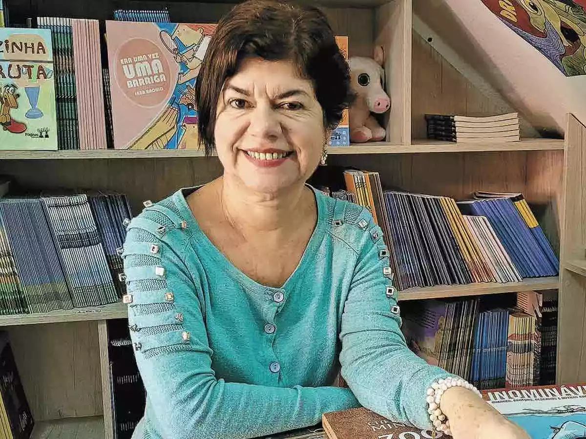 Sempre um papo recebe Leida Reis