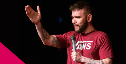 reprodução oficial Comédia Stand up: Tiago Santineli "O Pai da Mentira"