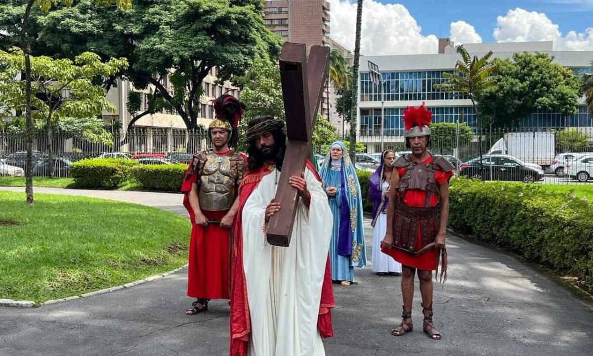 Minas Santa 2024