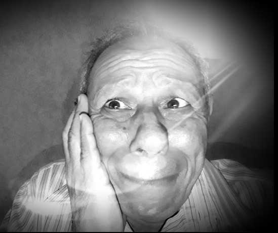 reprodução oficial Comédia: Assombração sabe para quem aparece