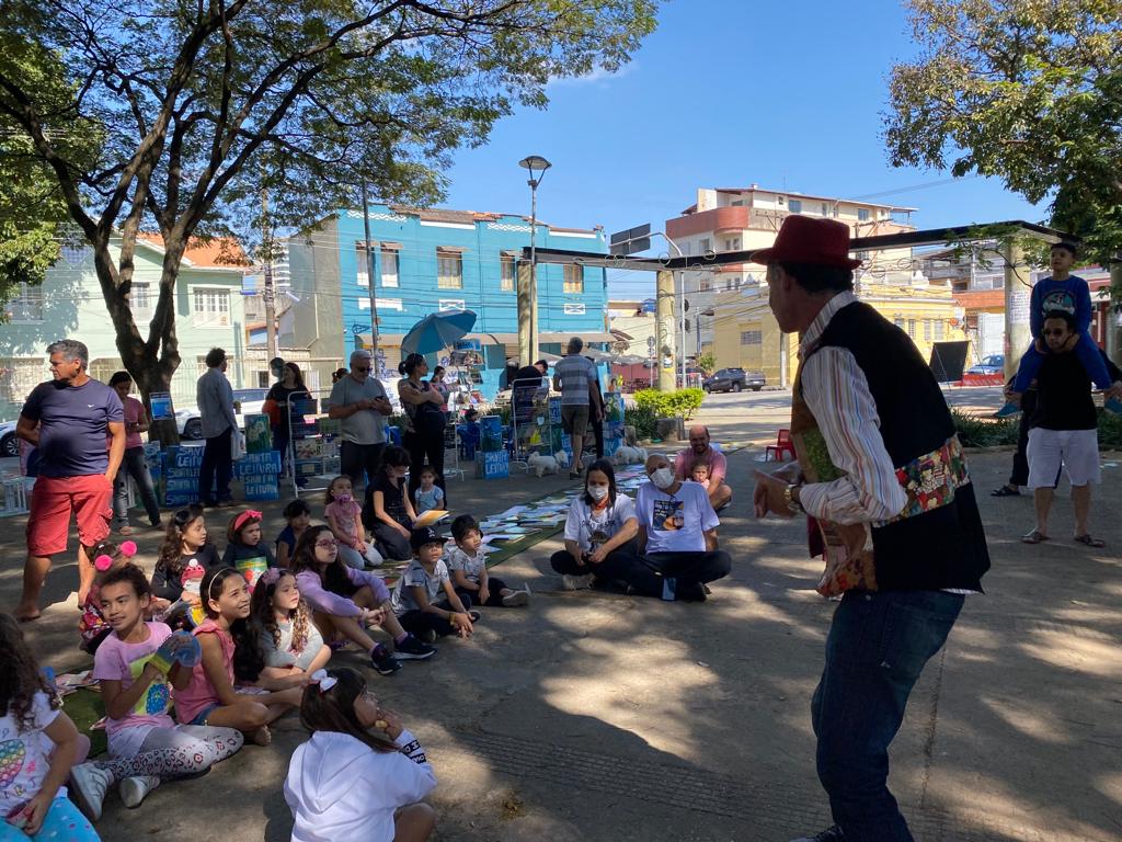 Santa Leitura " Uma Biblioteca a Céu Aberto”