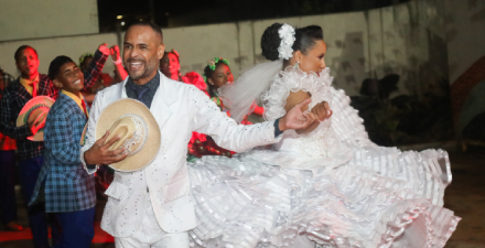 Quadrilha Junina Forró de Minas | Com fé, nesse São João eu caso | QUINTA NO RAUL