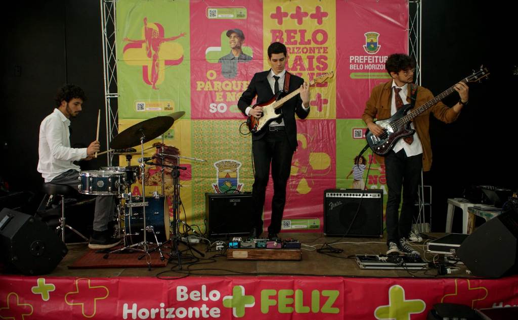 Show: ‘Trio Travessia’