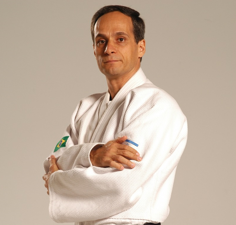 Grão Mestre Kobi Lichtenstein