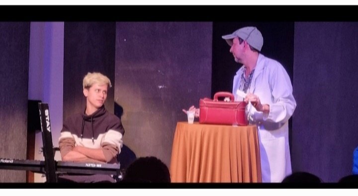 Espetáculo: "As Malas que Eu Carrego"