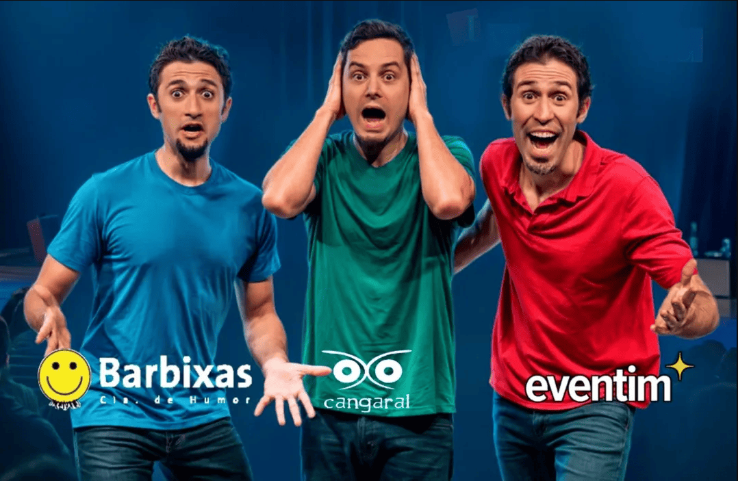 Imagem de tres homens, um de azul, outro de verde e outro de vermelho.