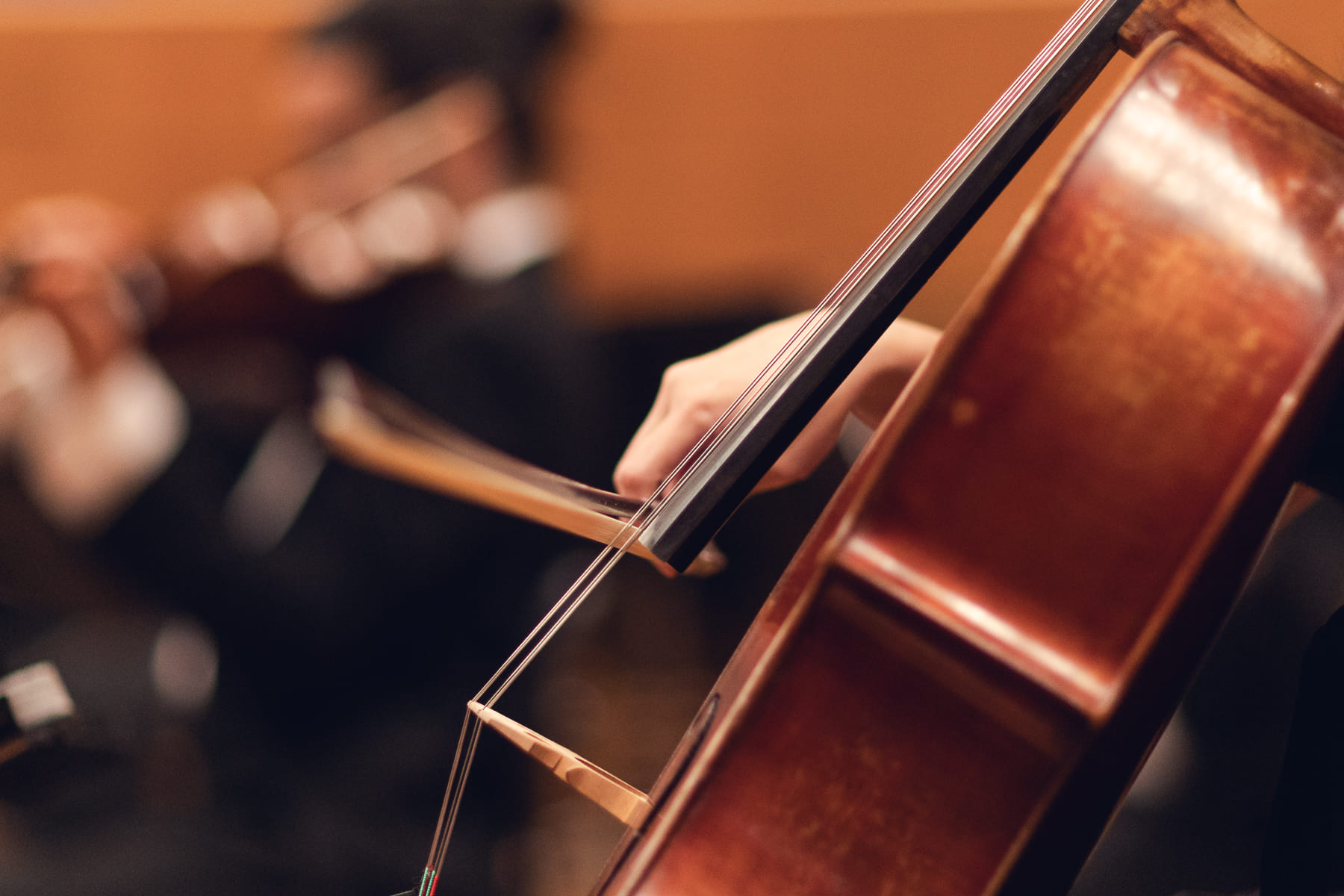 Foto de violino sendo tocado
