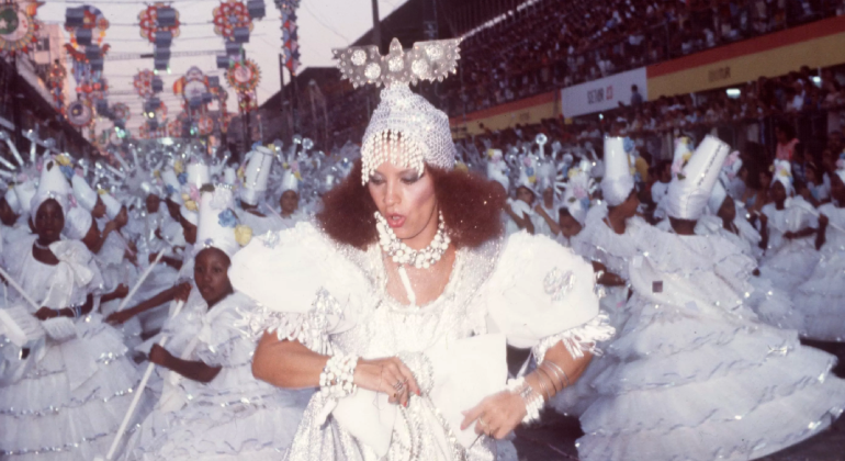 VISITA MEDIADA • ESPECIAL MÊS DA MULHER • EXPOSIÇÃO CLARA NUNES – EU SOU A TAL MINEIRA