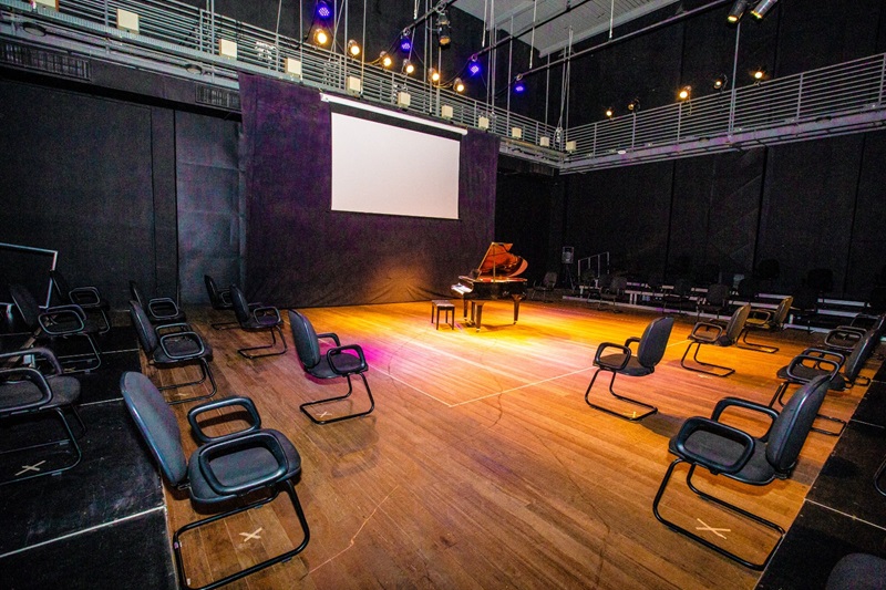 Teatro Raul Belém Machado