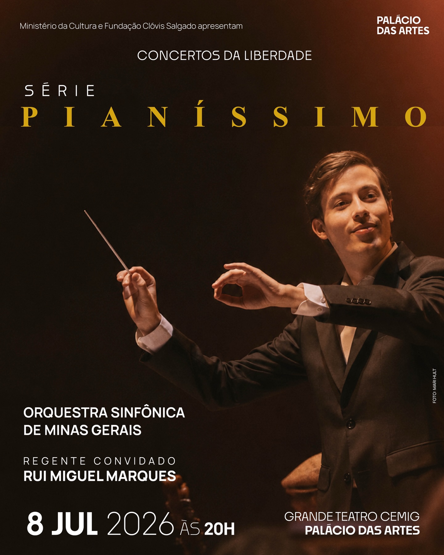 Foto do maestro regente Rui Miguel Marques na foto de capa para divulgação do evento "Concertos da Liberdade: Série Pianíssimo"