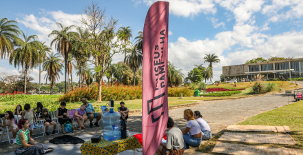 Oficina no Jardim do Museu de Arte da Pampulha