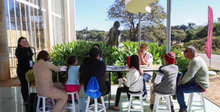 Oficina no Jardim do Museu de Arte da Pampulha