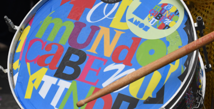 Cena Musical apresenta: Bloco Todo Mundo Cabe no Mundo