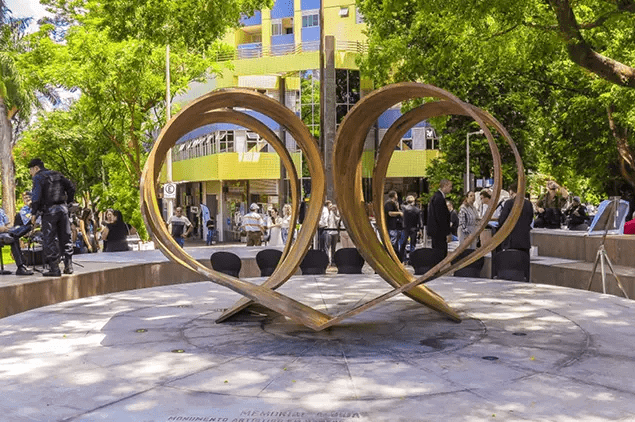 Imagem de uma escultura
