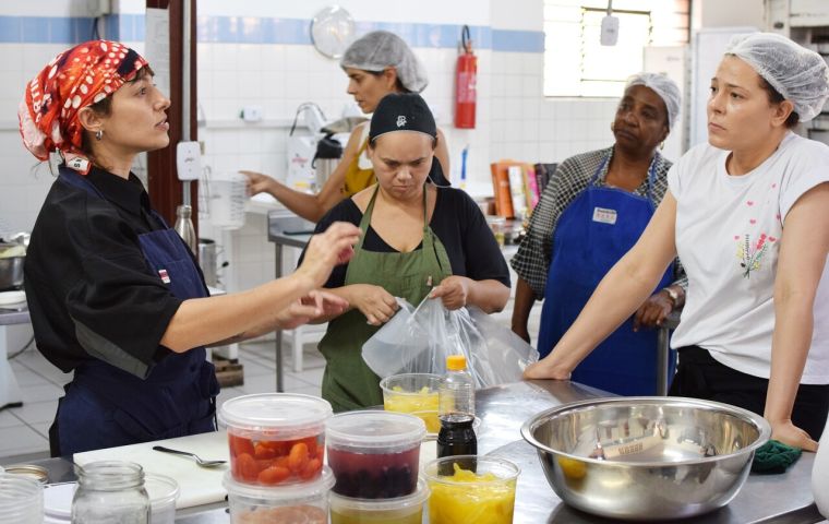 Oficina Restaurante Popular Chef Carol Dini