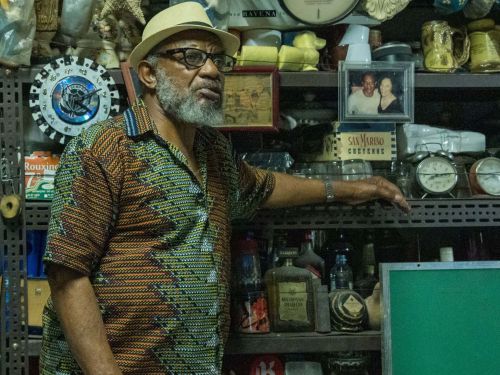 imagem interna do bar opção