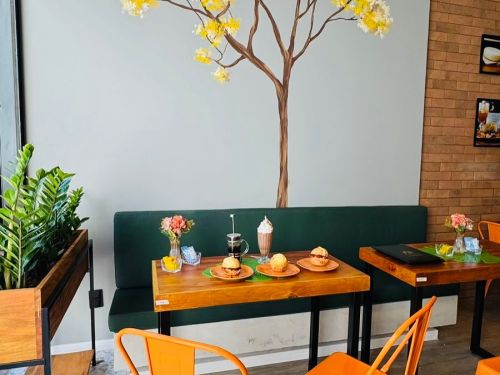 Pão de Queijo Canastra - Buritis