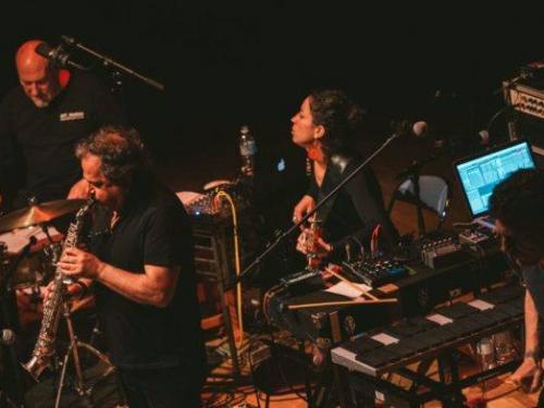 Show de “Enzo Favata Crossing Quartet”