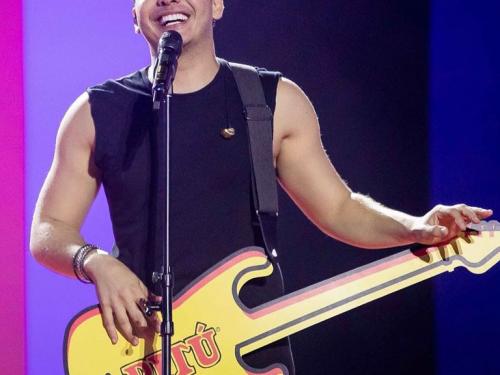 Live: Wesley Safadão & Bruno e Marrone