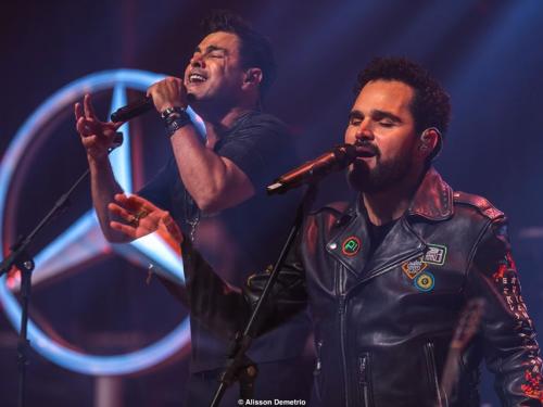 Live: Zezé Di Camargo e Luciano no Seara Drive-in Fest