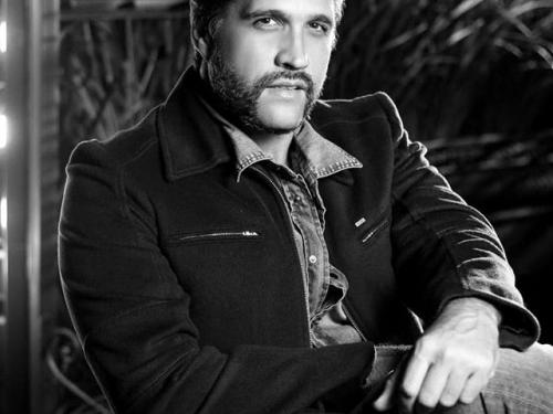 Live de Aniversário - Léo Chaves