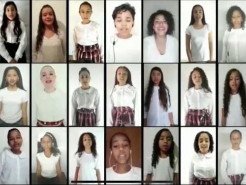 Apresentação do Coral dos Meninos e das Meninas Cantores de Betim