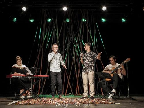 Show: “Palco Iluminado” - Thelmo Lins e Serginho Barbosa