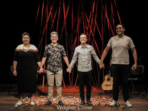 Show: “Palco Iluminado” - Thelmo Lins e Serginho Barbosa