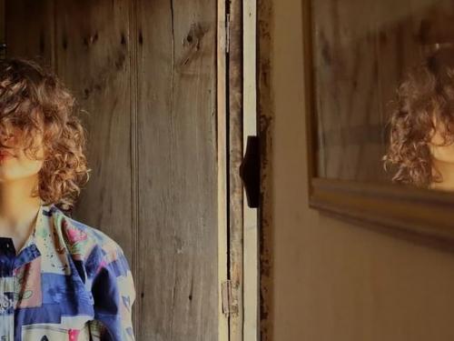 Video dança: “Adentro”, com Bárbara Maia - Átimo Coletivo